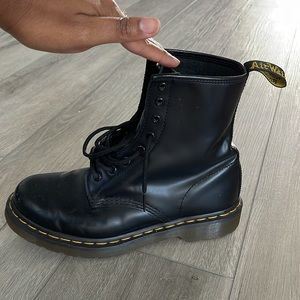 Dr. Martens are in pretty good condition! I would say they are gently :)